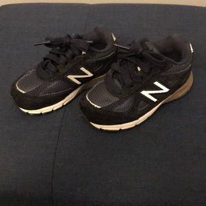 Toddler New Balance 990 Size 6 (Navy Blue)